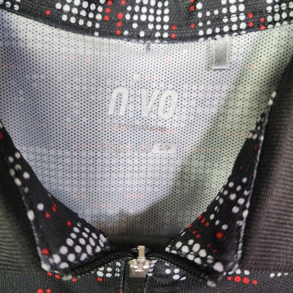 Nivo Black Pixel Golf Crop Tank Half Zip Tank Size Small - Picture 2 of 6